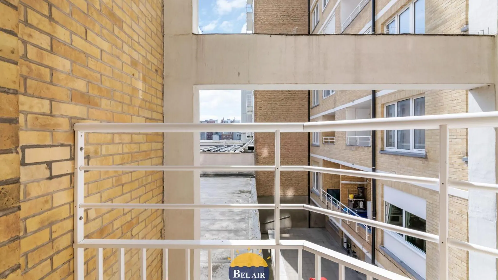 Modern 2-Bedroom Apartment Near Beach & Center T138 오스텐드